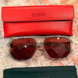 NEW Guess Sunglasses with Case and Cloth